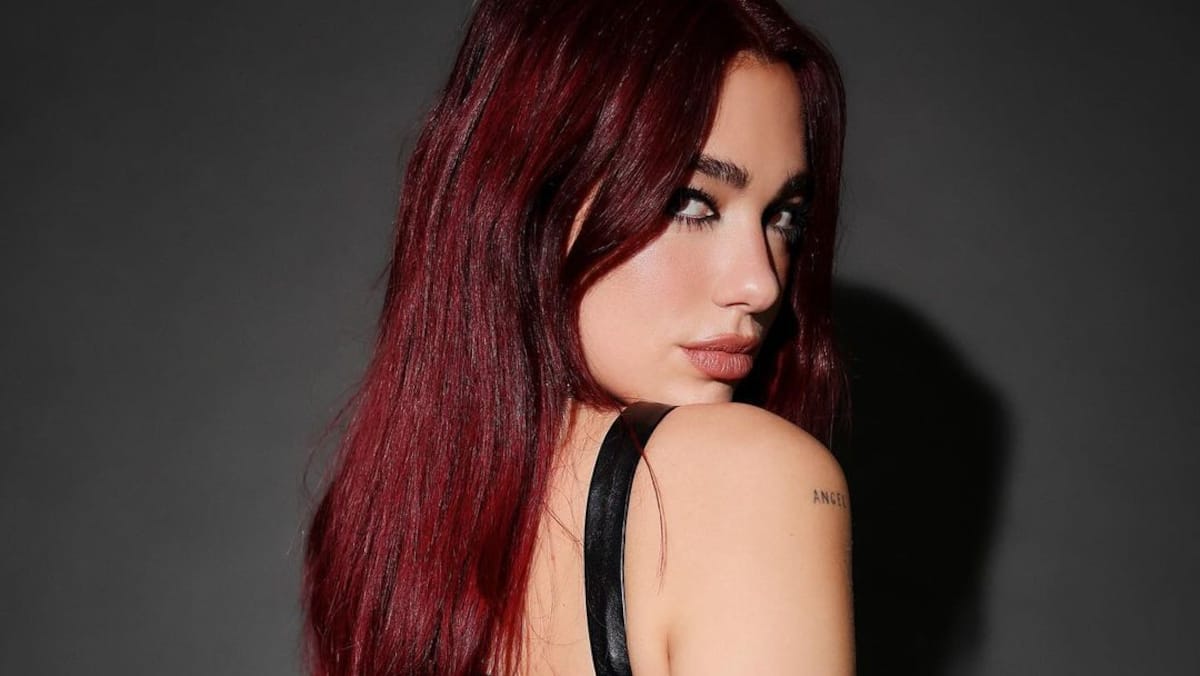 Dua Lipa NEVER eats these forbidden foods on tour